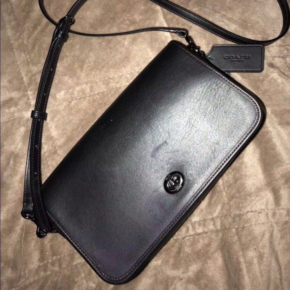 Coach black leather shoulder crossbody bag